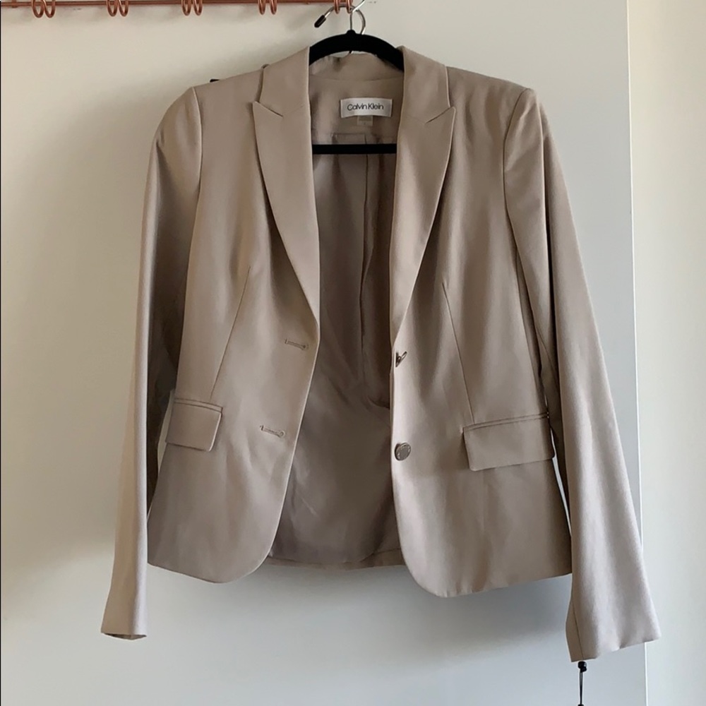 Calvin Klein - Beige Blazer